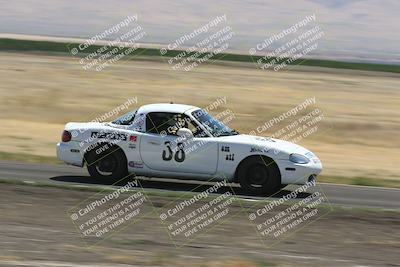 media/Jun-01-2024-CalClub SCCA (Sat) [[0aa0dc4a91]]/Group 3/Race/